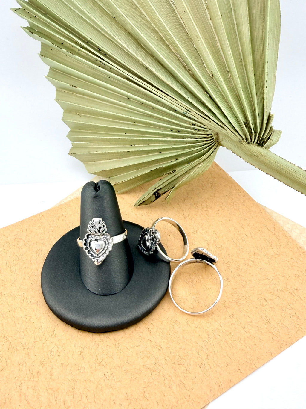 Sterling silver 925 sacred heart ring | Anillo de plata mexicana 925 sagrado corazón de Jesús